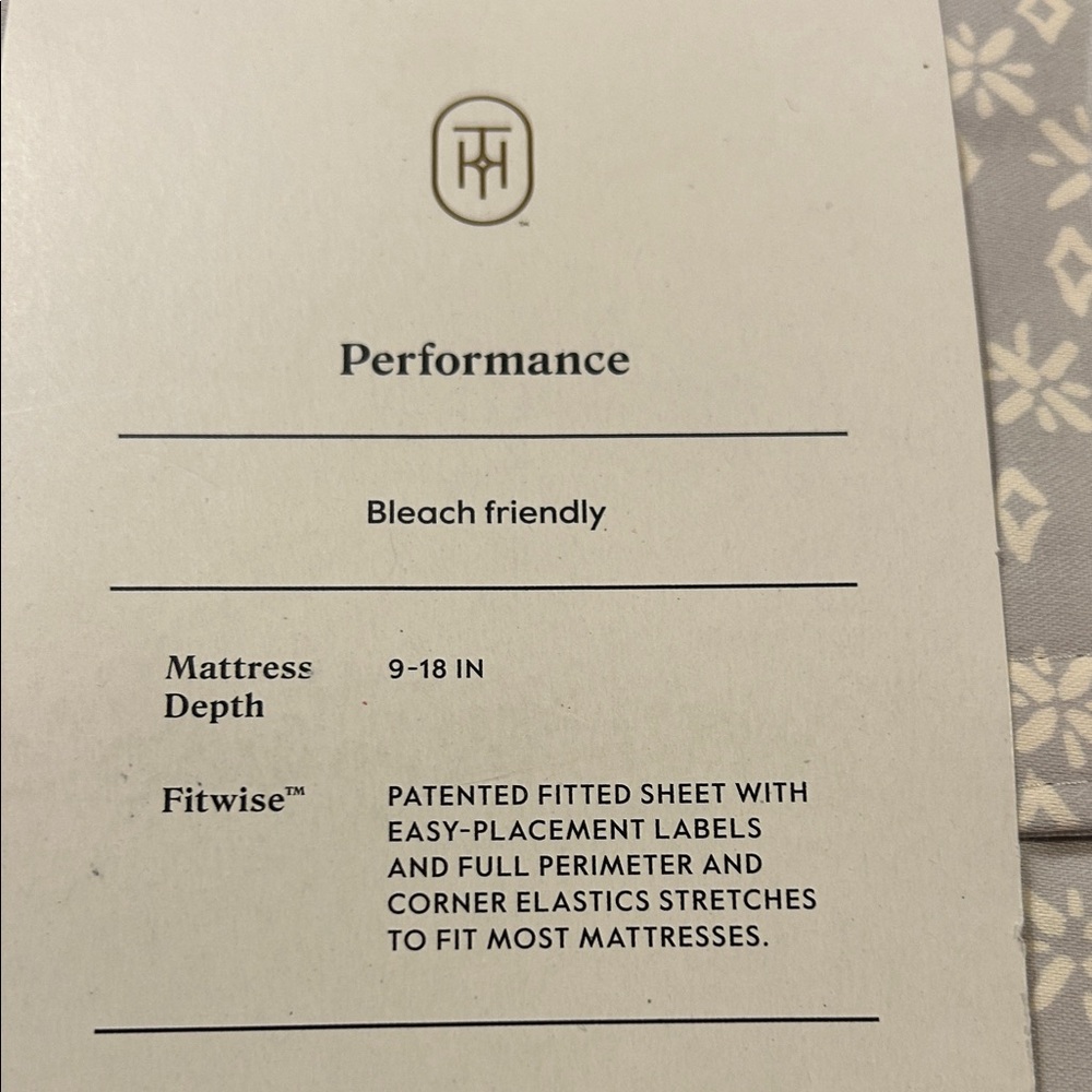 Threshold Performance Sheet Set - Light Gray Pattern - Picture 5 of 6